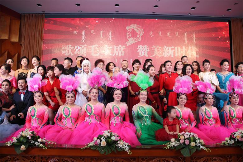 1577110064851546.jpg 谢幕.jpg